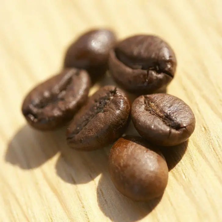 6 Bean House Blend Fresh Dark Roast Coffee